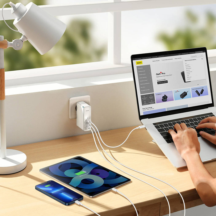 Baseus GaN5 Pro caricatore rapido 2xUSB-C + USB 140W EU bianco (CCGP100202)