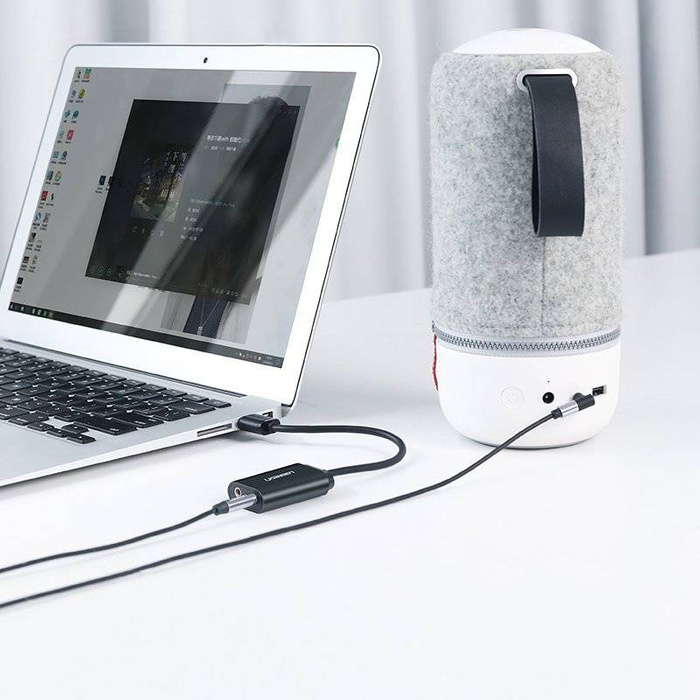 Adattatore musicale per scheda audio esterna Ugreen USB - mini jack da 3,5 mm 15 cm bianco (US205 30143)