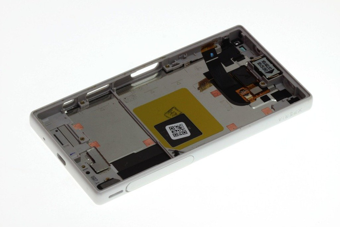 Xperia Z5 Compact Grado A/B Original LCD Touch White Crack