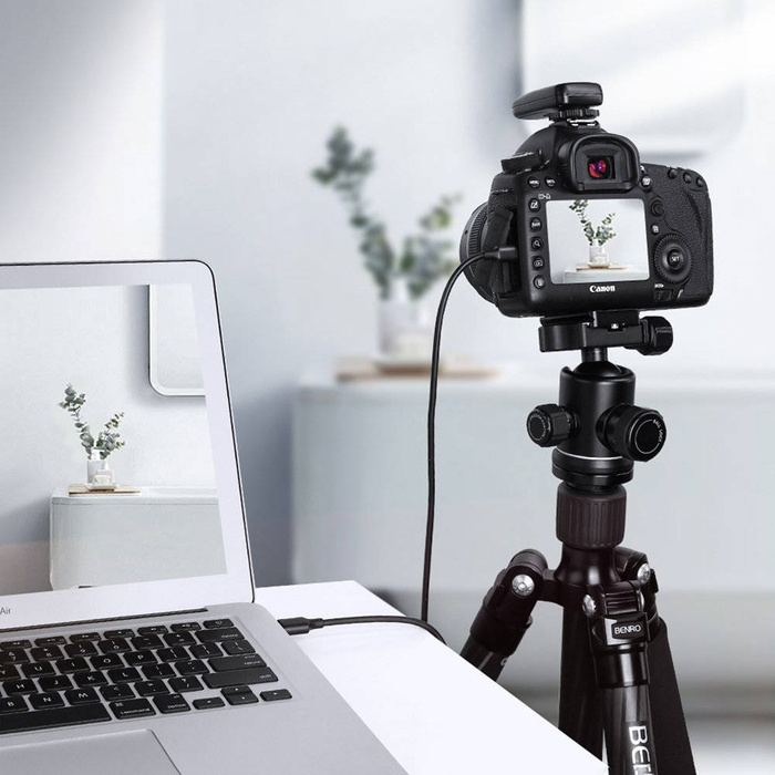 Cable USB chapado en oro de 5 pines Ugreen - mini USB 0.25m negro (US132)