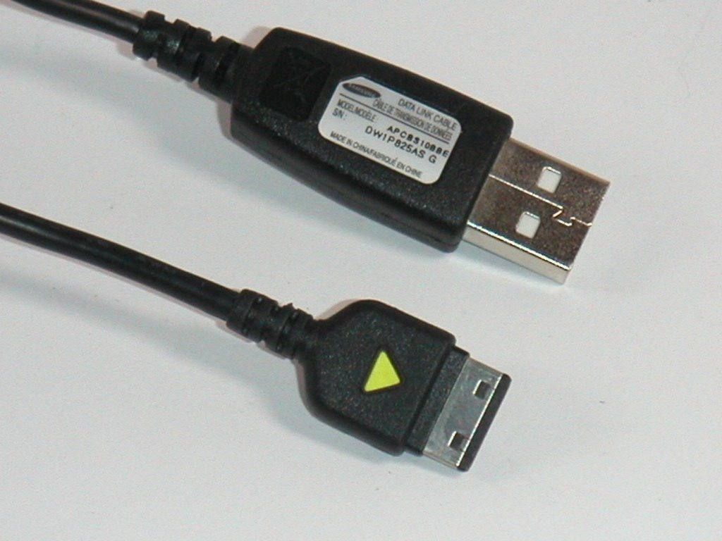 Кабель самсунг с5212. Usb кабель самсунг s3600. Кабель для samsung sgh e300. Кабель зарядки samsung galaxy tab. Samsung g600 кабель.