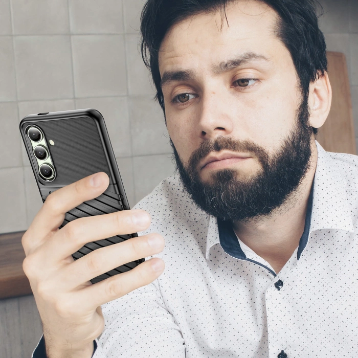 Thunder Case Hülle für Samsung Galaxy S24 FE Silikon Panzerhülle - Schwarz