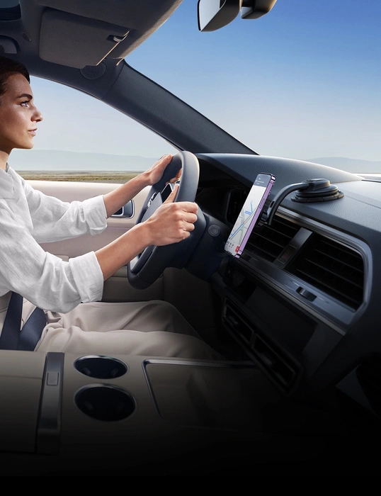 Porta cellulare magnetico per auto Joyroom per cabina di pilotaggio, cruscotto nero (JR-ZS366)