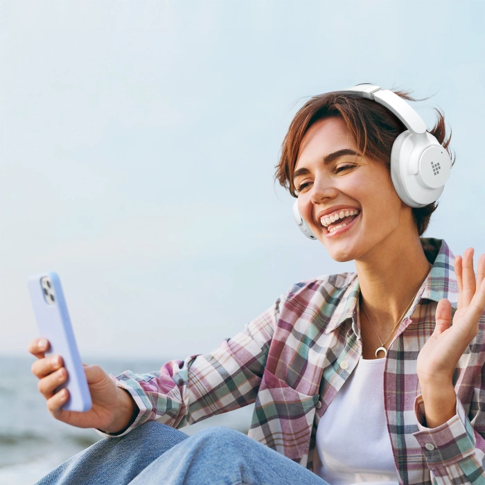 Tronsmart Sounfii Q20 ANC On-Ear Bluetooth 5.3 Wireless Headphones - White