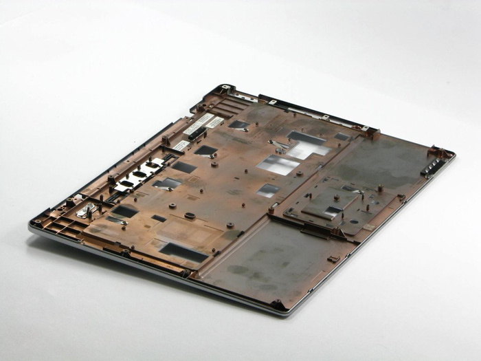 ASUS A8J Gehäuse PN 13gnf51ap053 13gnf51ap051