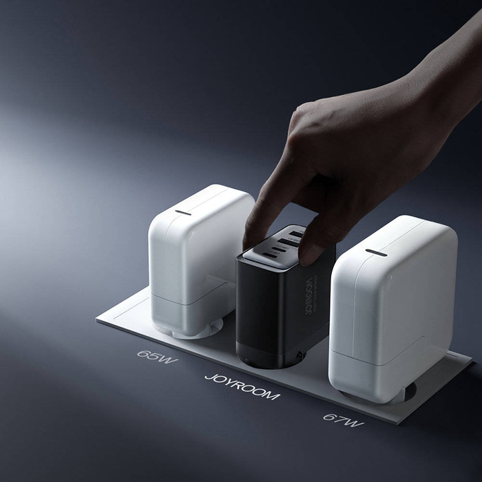 Chargeur Joyroom GaN 67W 4 ports (2x USB, 2x USB C) noir (TCG02) + câble USB C - USB C 100W 1.2m