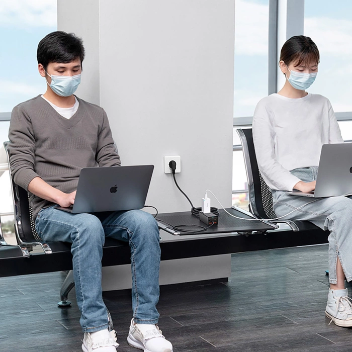 Ładowarka sieciowa / listwa zasilająca Baseus GaN3 Pro 2x USB + 2xUSB-C + AC, 65W