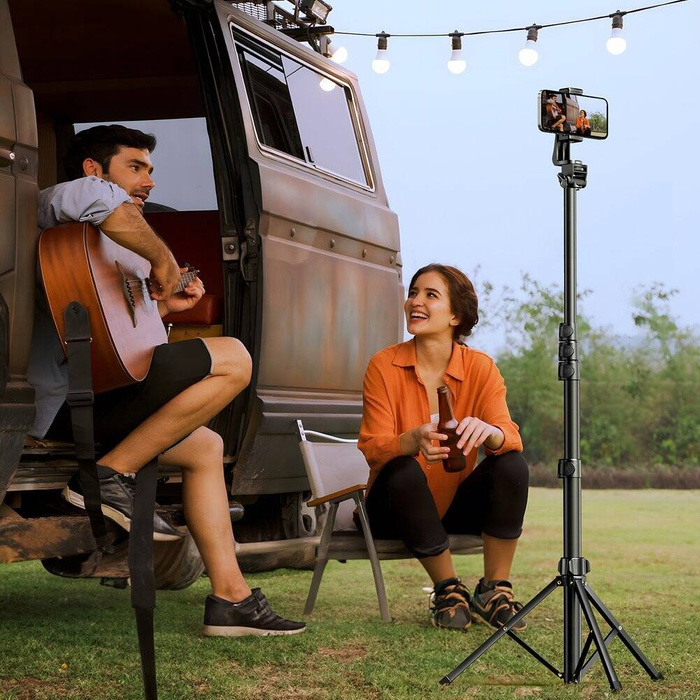 Stick à selfie Ugreen LP680 avec support et télécommande Bluetooth de 1,8 m - noir