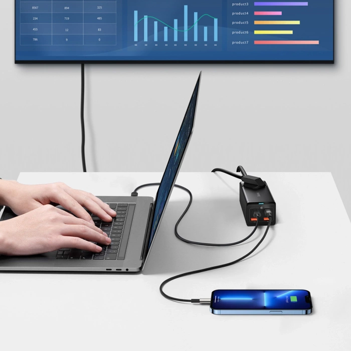 Ładowarka sieciowa / listwa zasilająca Baseus GaN3 Pro 2x USB + 2xUSB-C + AC, 100W (czarna)