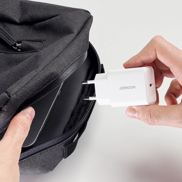 Joyroom JR-TCF06 USB C 20W PD-Ladegerät | Weiss