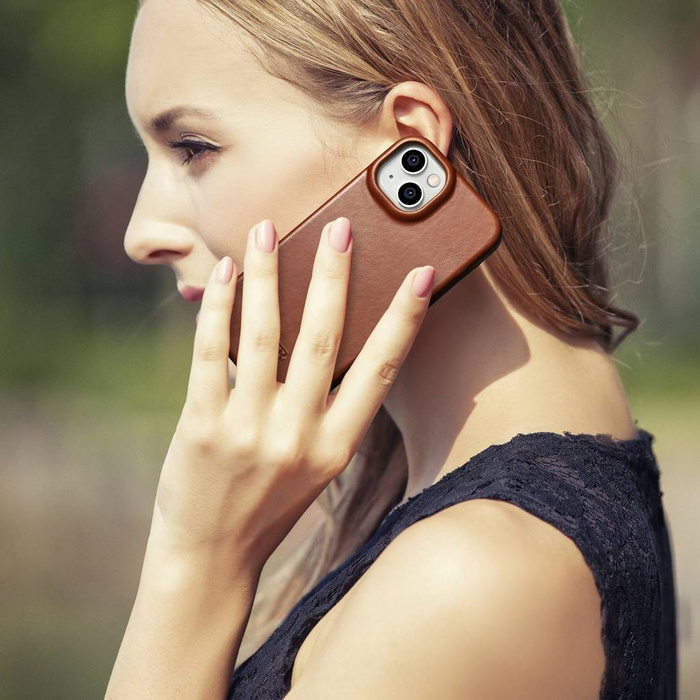 iCarer CE Oil Wax Premium Leather Folio Case Funda de cuero para iPhone 14 Flip Magnetic MagSafe Brown (AKI14220705-BN)