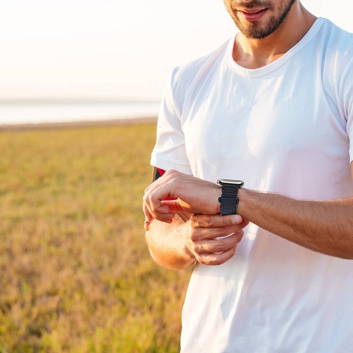 Řemínek Dux Ducis Strap (Armor Version) řemínek Apple Watch Ultra, SE, 8, 7, 6, 5, 4, 3, 2, 1 (49, 45, 44, 42 mm) silikonový magsíťový náramek modrý