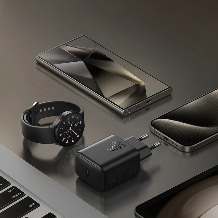 Joyroom JR-TCG13 45W GaN Wall Charger for Samsung Ultra - Black