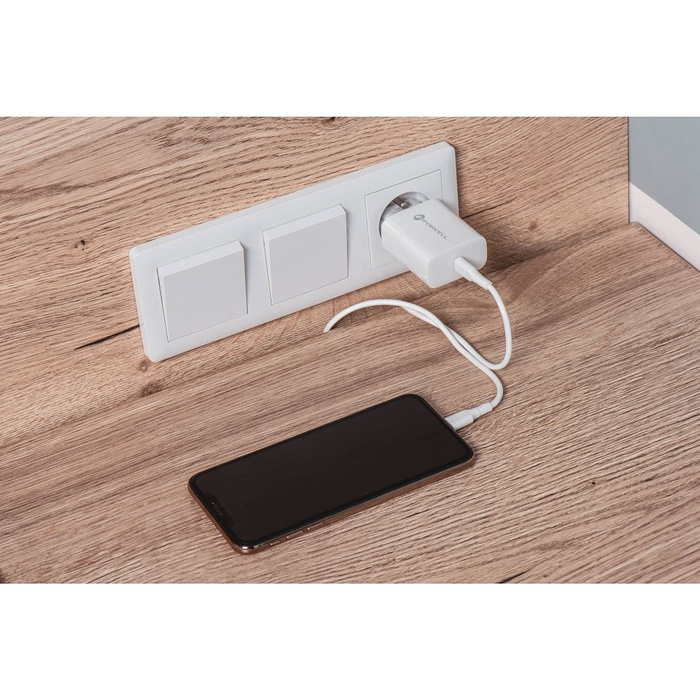 Ładowarka sieciowa do telefonu Forcell F-Energy USB C QC4.0 PD 3A 20W + kabel USB C do Lightning TFK-TC-20WPD biała