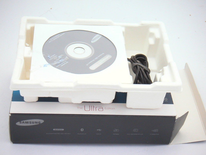 SAMSUNG U600 Caja de CD negra  Controladores