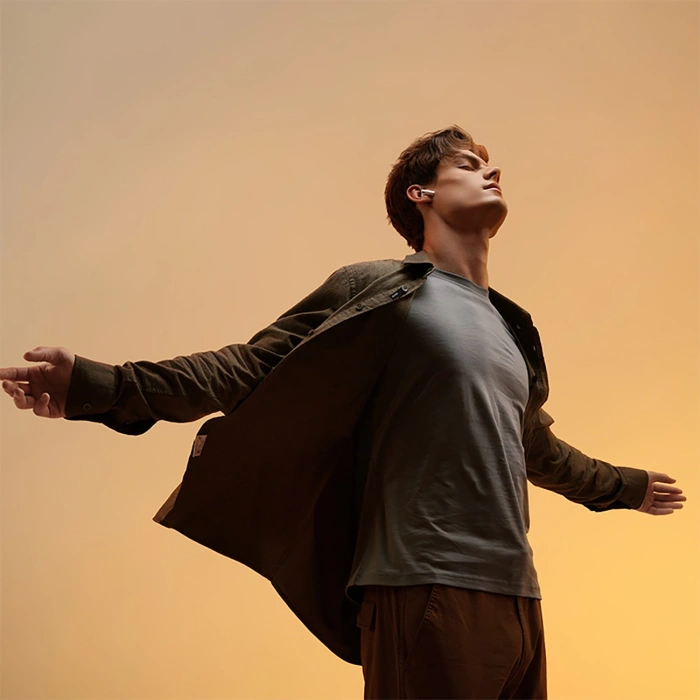 Słuchawki Baseus Bowie M2s Ultra TWS bezprzewodowe dokanałowe z interaktywnym ekranem - białe