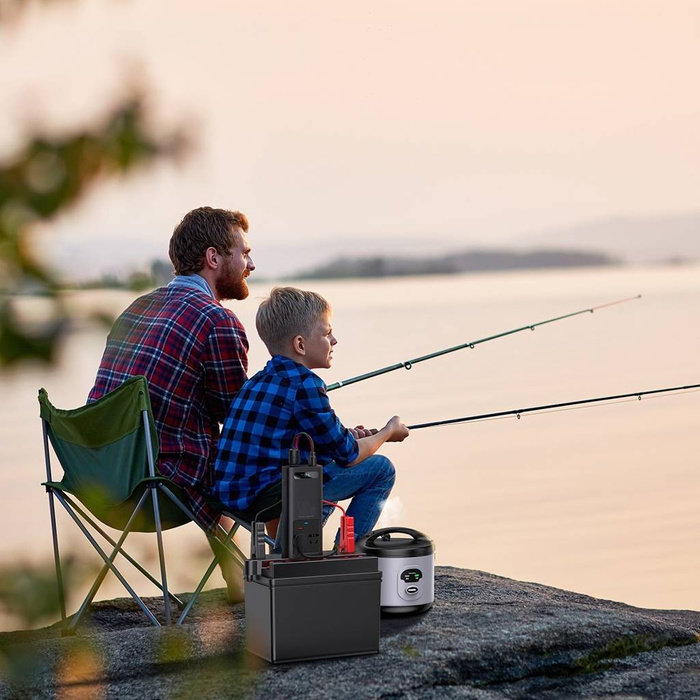 Onduleur de voiture Baseus 150W 12V / 500W 220V (prise EU et CN) noir (CGNB000101)