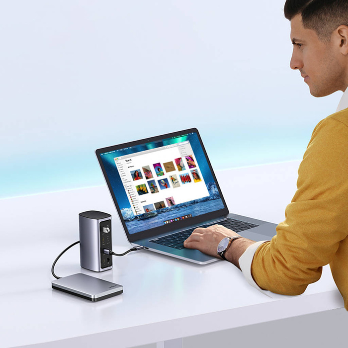 Ugreen Multifunción HUB 12in1 USB C USB HDMI DP RJ45 AUX SD TF gris (CM555)