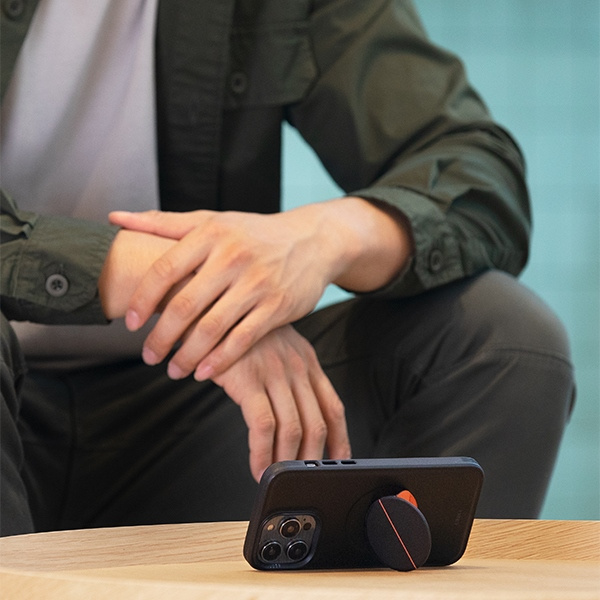 Uniq etui Novo iPhone 14 Pro Max 6,7"czarny/midnight black