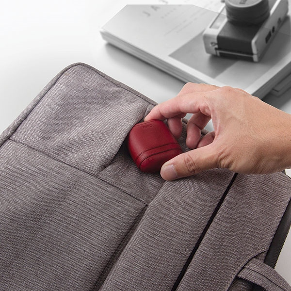 Uniq pouzdro Terra AirPods 1/2 gen. Genuine Leather béžová / béžová