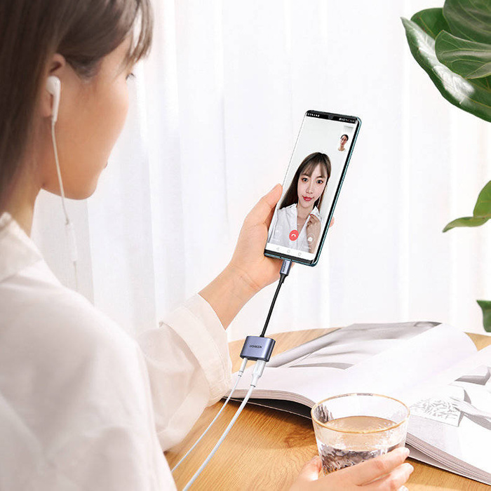 Adaptateur audio Ugreen USB Type C (mâle) - USB Type C PD QC (femelle) + mini jack 3,5 mm (femelle) gris (CM231)