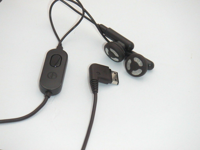 Original Headset SAMSUNG Giorgio Armani P520