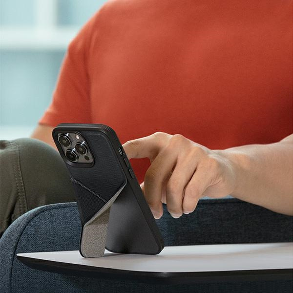 UNIQ case Transforma iPhone 14 Pro 6.1" Magclick Charging black/ebony black