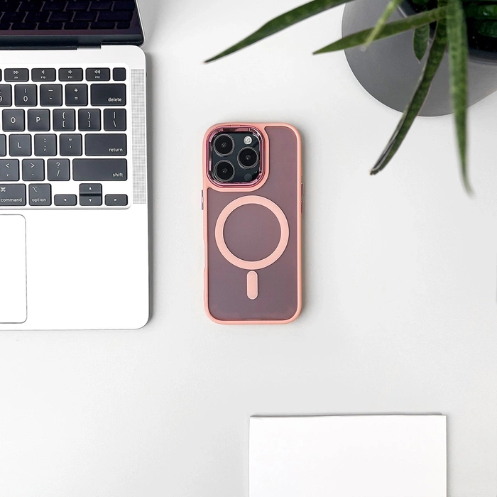 Magnetic Collection MagSafe iPhone 16 Case - Pink