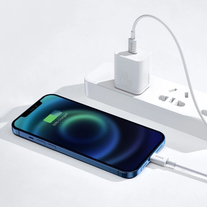 Baseus Superior Series USB-C / Lightning PD 20W 1 m Kabel - Weiß