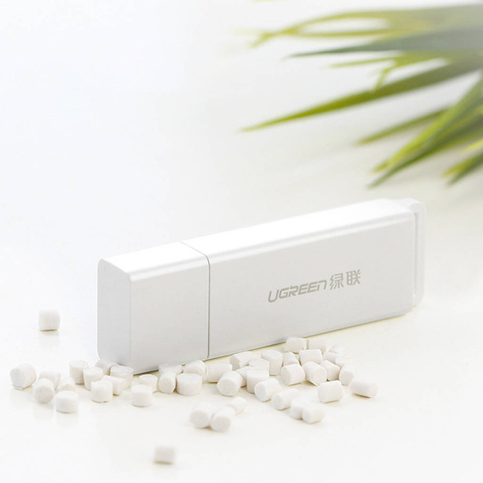 Ugreen portable TF/SD card reader for USB 3.0 white (CM104)