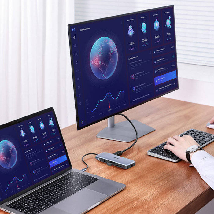 Ugreen CM274 USB-C to HDMI+DP+VGA+2xUSB3.0+RJ45(Gigabit)+SD/TF+USB-C PD (5G&4K 60Hz) Gray
