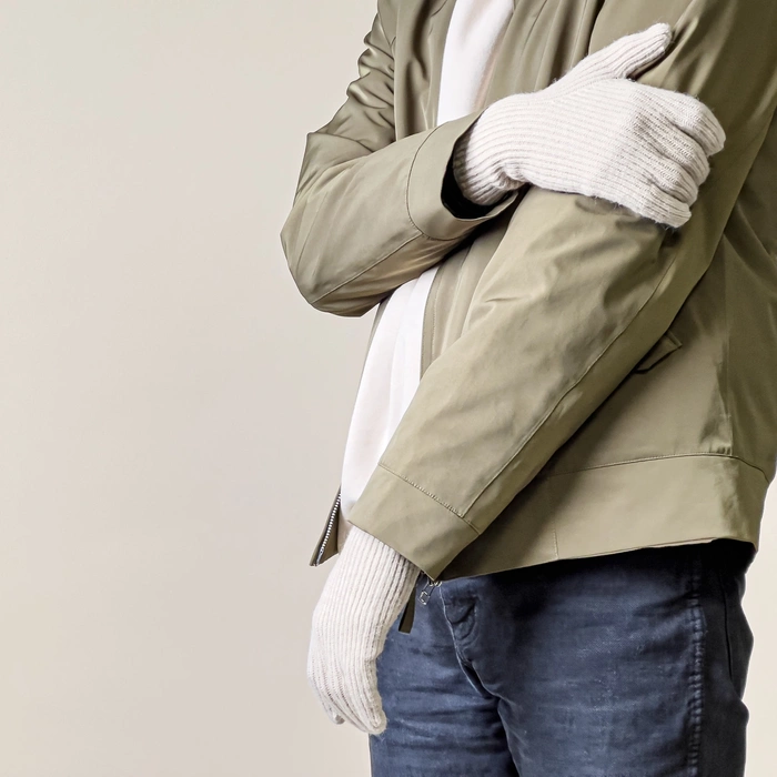 Gants de téléphone tressés avec découpes pour les doigts - beige