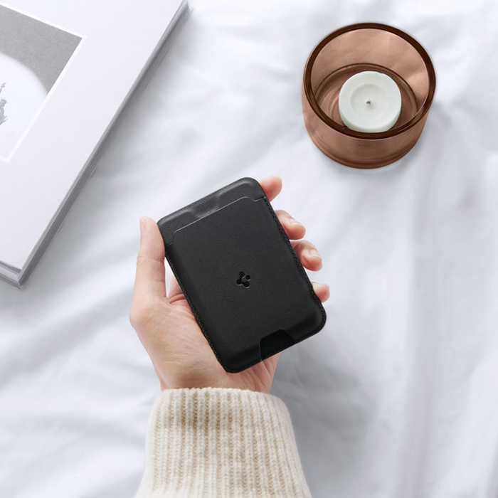 Spigen Valentinus MagSafe Portacarte universale Magnetico Nero Case
