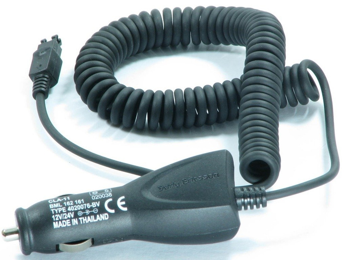 CARICABATTERIE PER AUTO SONY ERICSSON K700 T630 P910