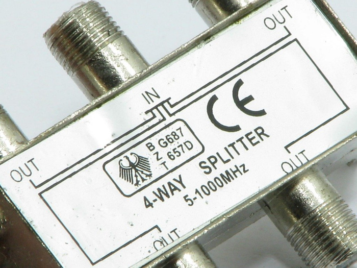 Antenna Splitter 4-WAY 5-1000MHZ Splitter