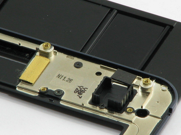 Etui SAMSUNG F700 complet Original Grade A