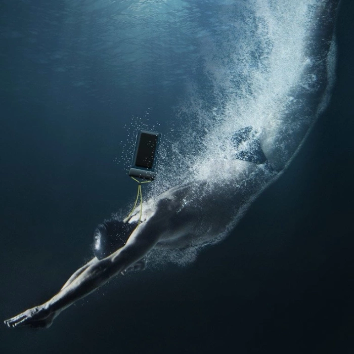 Baseus universelle wasserdichte Handyhülle (max. 7,2'') für Schwimmbad IPX8 weiß (ACFSD-D02)