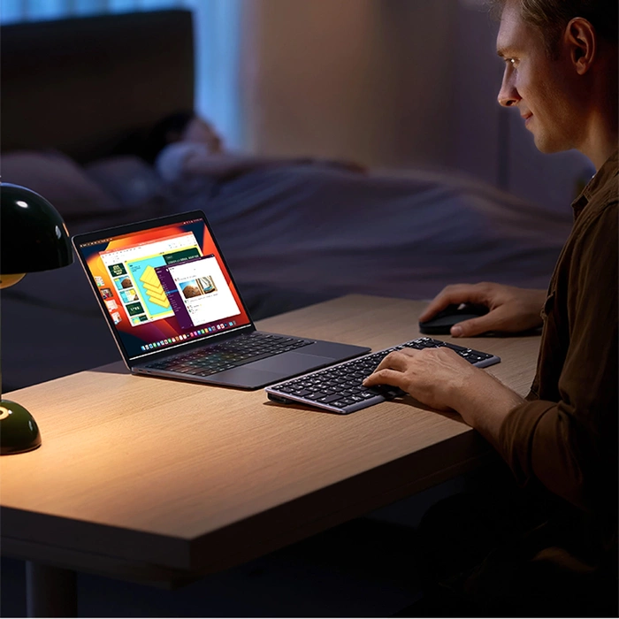 UGREEN KU005 2.4G+BT Wireless Membrane Keyboard (Silver/Black)