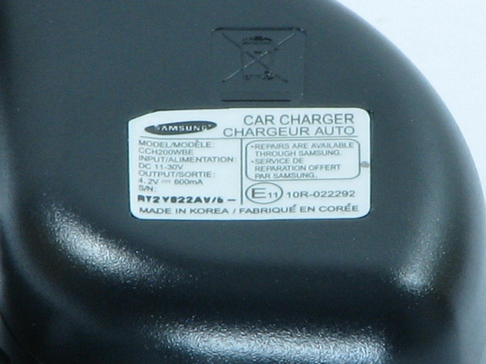 Original Autoladegerät SAMSUNG E720 Z500 CCH200WBE