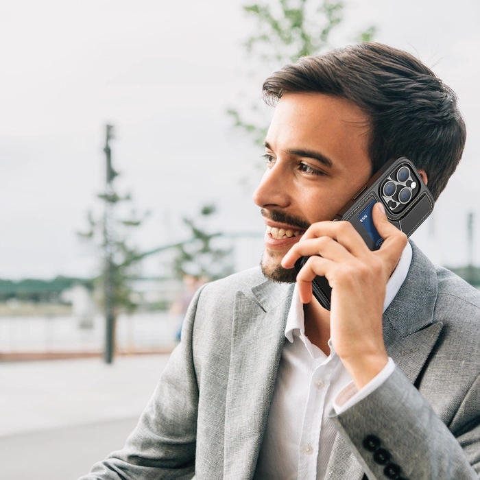 Etui Dux Ducis Rafi II Mag z MagSafe na iPhone 16 Pro - czarne