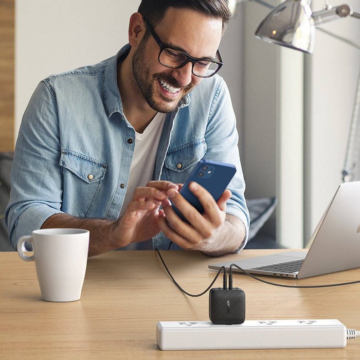 Caricabatterie Ugreen 2x USB tipo C 66W Power Delivery 3.0 Quick Charge 4.0+ nero (CD216)