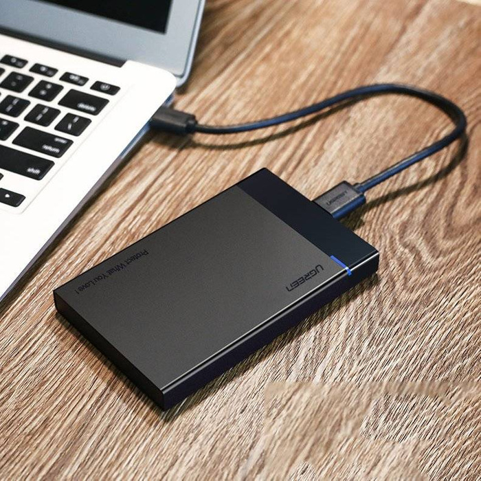 Ugreen bay per HDD SSD 2.5 '' SATA drive enclosure USB 3.2 Gen 1 (5 Gbps) USB tipo C + 0,5 m cavo nero (US221 50743)