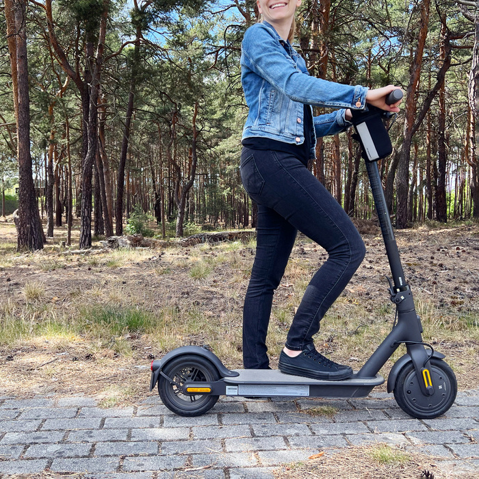 Wozinsky Thermo-Flaschentasche für Fahrrad oder Roller 1l schwarz (WBB29BK)