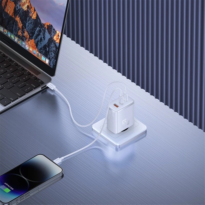 Baseus Cube Pro 65W GaN-Ladegerät 2x USB-C USB-A - Weiß