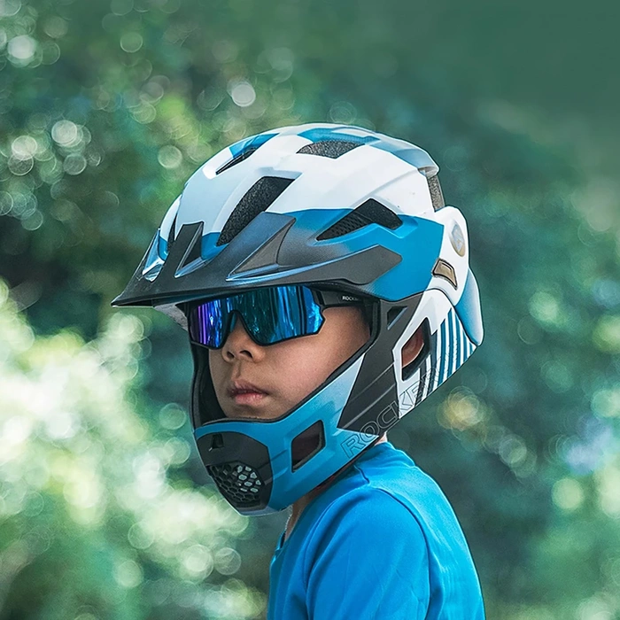 Rockbros 14110009001 photochrome Fahrradbrille für Kinder von 8–14 Jahren – Schwarz und Blau