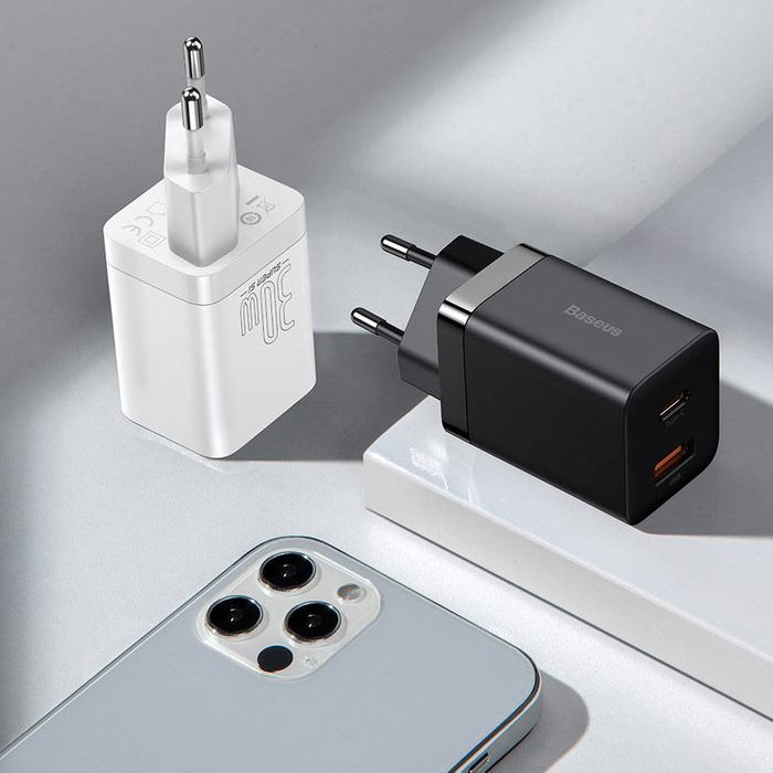 Baseus Super Si Pro rýchla Nabíjačka USB / USB typu C 30W Power Delivery Quick Charge biela (CCSUPP-E02)