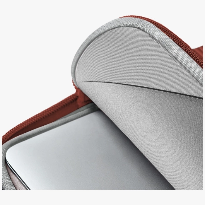 Torba na laptopa UNIQ Cyprus Ridge       Edition Laptop Sleeve 14" water-resistant neoprene czerwony