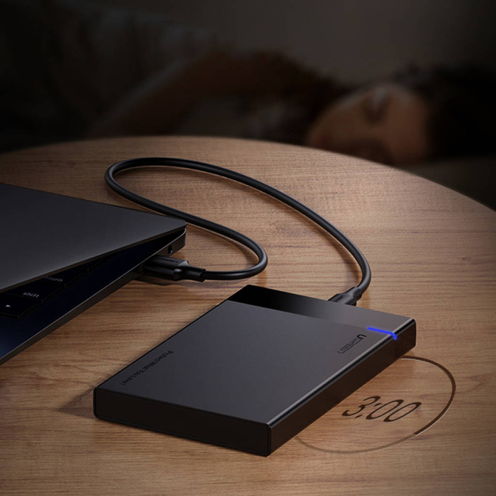 Ugreen šachta pro HDD SSD 2,5'' Pouzdro SATA disku USB 3.2 Gen 1 (5 Gb/s) USB typu C + 0,5 m kabel černý (US221 50743)
