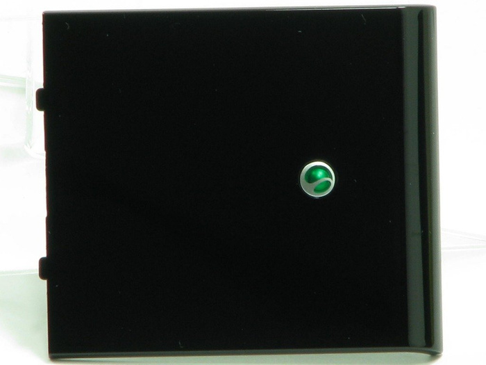 SONY Ericsson Satio U1i Originální dvířka baterie