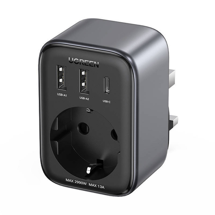 Adaptateur de voyage de l'UE vers le Royaume-Uni UGREEN CD314 2xUSB-A, 1xUSB-C